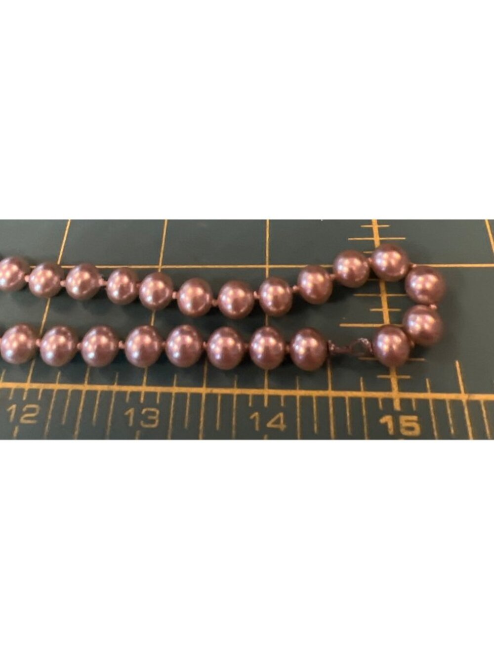 Majorica Simulated Pearl Necklace 30-Inch Strand Silver  Pearls & Red Box VTG - Picture 4 of 11